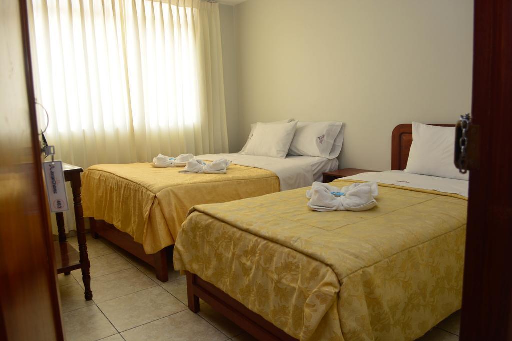 Hotel Jorge Chavez Трухільйо Екстер'єр фото