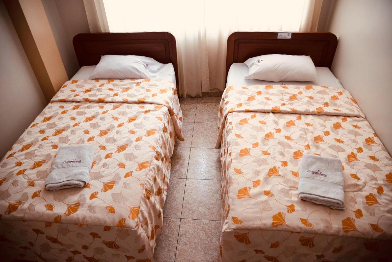Hotel Jorge Chavez Трухільйо Екстер'єр фото