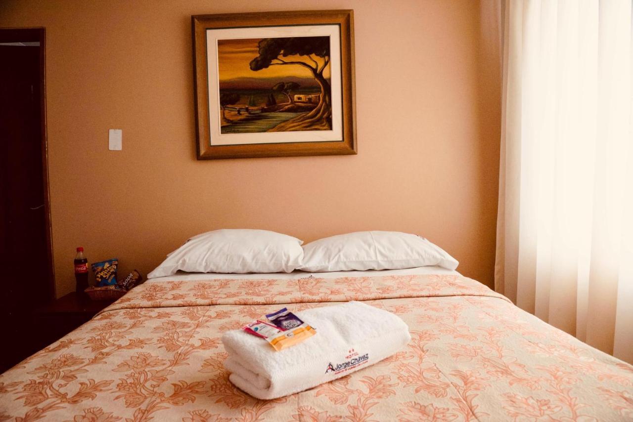 Hotel Jorge Chavez Трухільйо Екстер'єр фото
