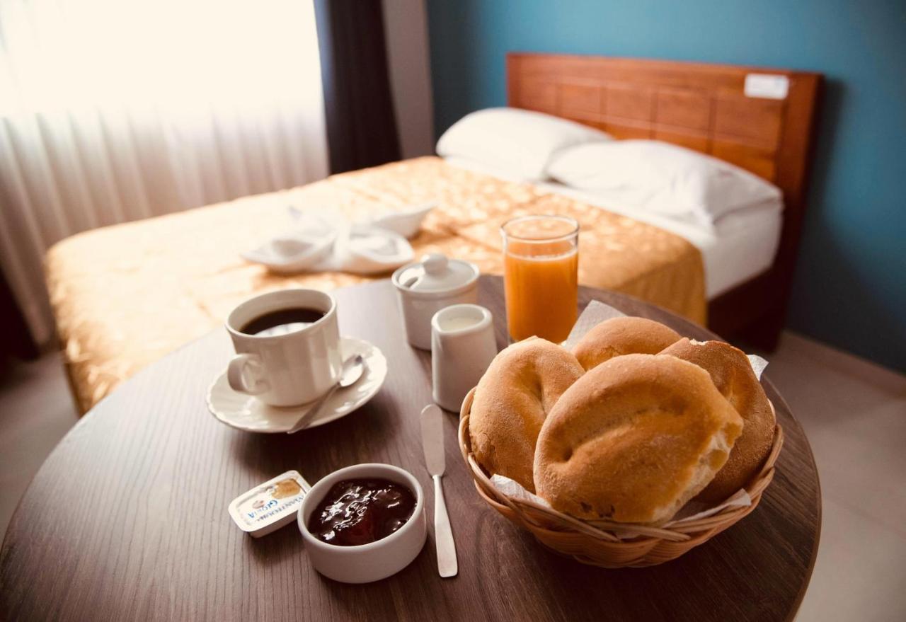 Hotel Jorge Chavez Трухільйо Екстер'єр фото